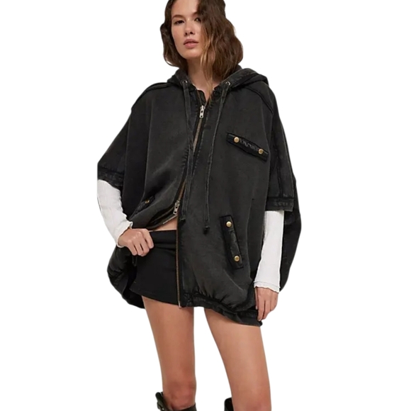 We The Free Sweaters - We The Free What’s Next Hooded Poncho Vest Washed Black Oversized Medium NWT